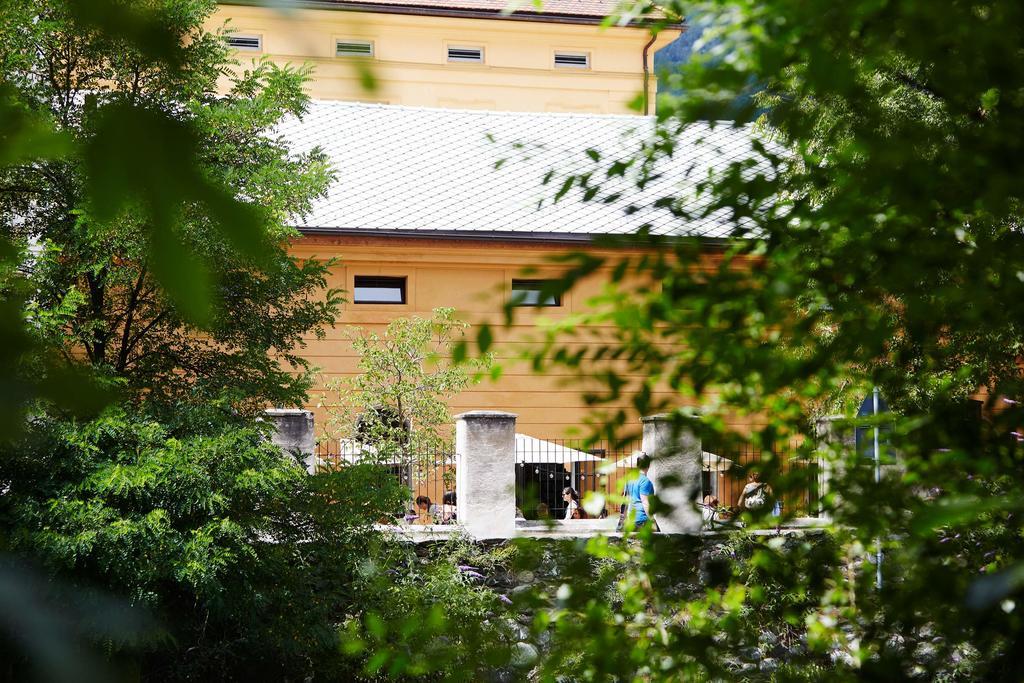 بريسّانوني Alter Schlachthof المظهر الخارجي الصورة